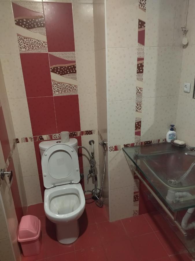 Abovyan 36 Apt & Tour 耶烈万 外观 照片